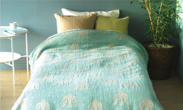 Linen &amp; Chenille Cotton Single Blanket 140 x 180 cm Birds in the Snow Light Blue