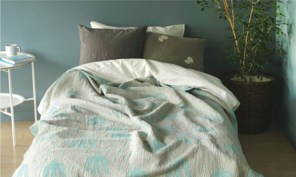 Linen &amp; Chenille Cotton Single Blanket 140 x 180 cm Birds in the Snow Light Blue
