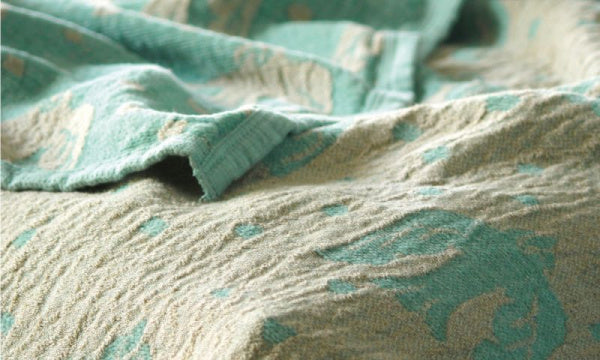 Linen &amp; Chenille Cotton Single Blanket 140 x 180 cm Birds in the Snow Light Blue