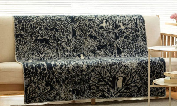 ウール シングルブランケット 130×180cm rabbits play birds rest ネイビー