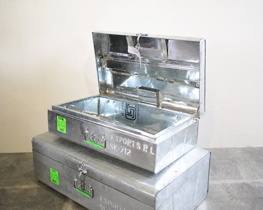 STEEL TRUNK SET