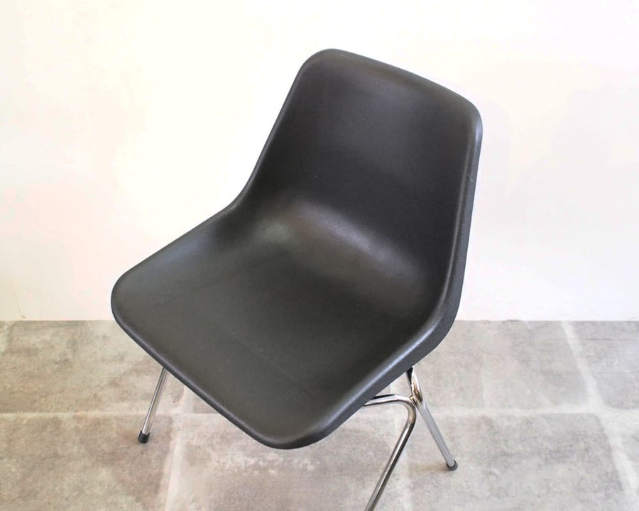ROBIN DAY POLYSIDE CHAIR Chrome Frame