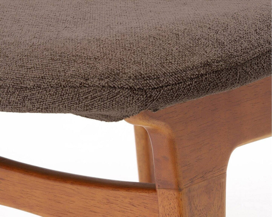TRESTLES LOUNGE CHAIR Beige トラッセルラウンジチェア ベージュ