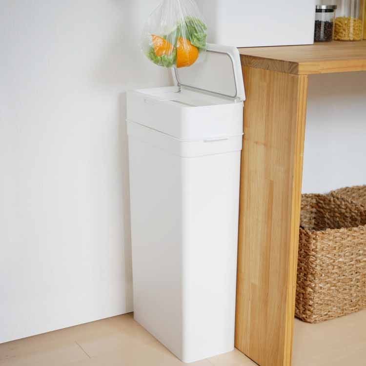 Seals 25 Airtight Dustbin, White