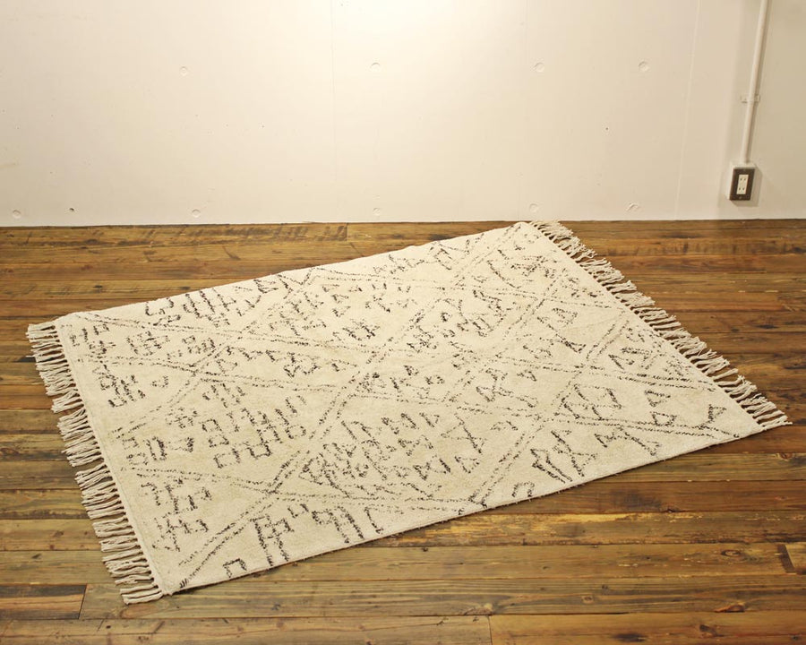 MAPLETON RUG W160
