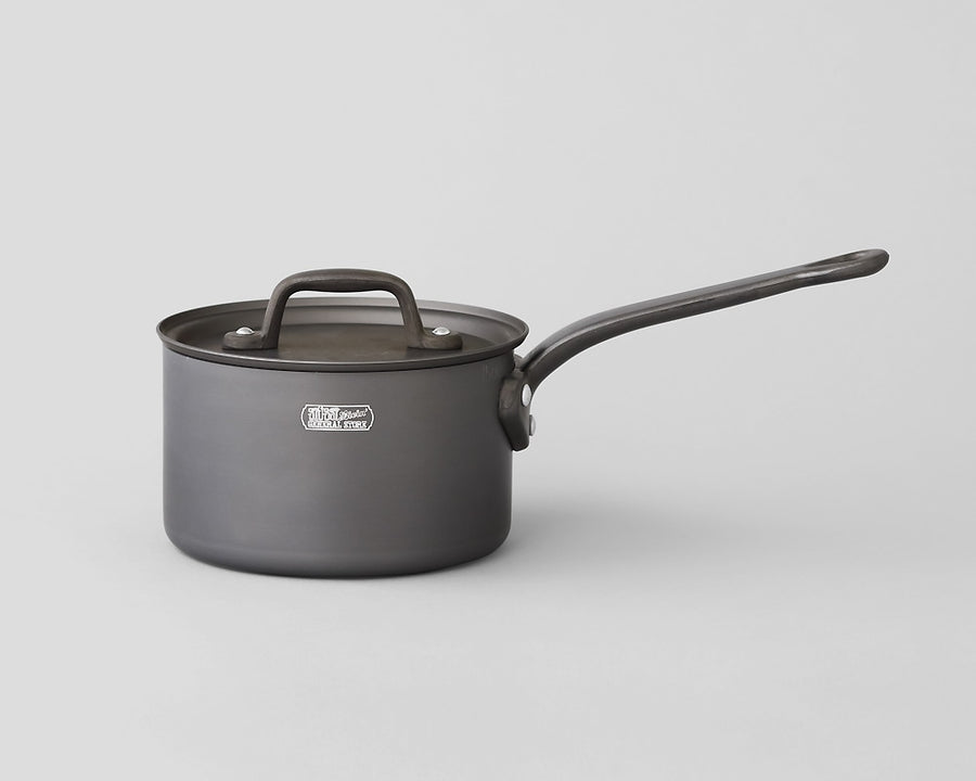GS Black Saucepan by ETOETOTEATO