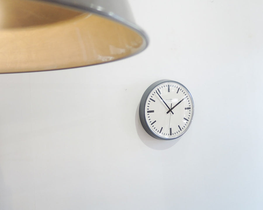 E.A. COMBS WALL CLOCK Bar E.A. 棒指標