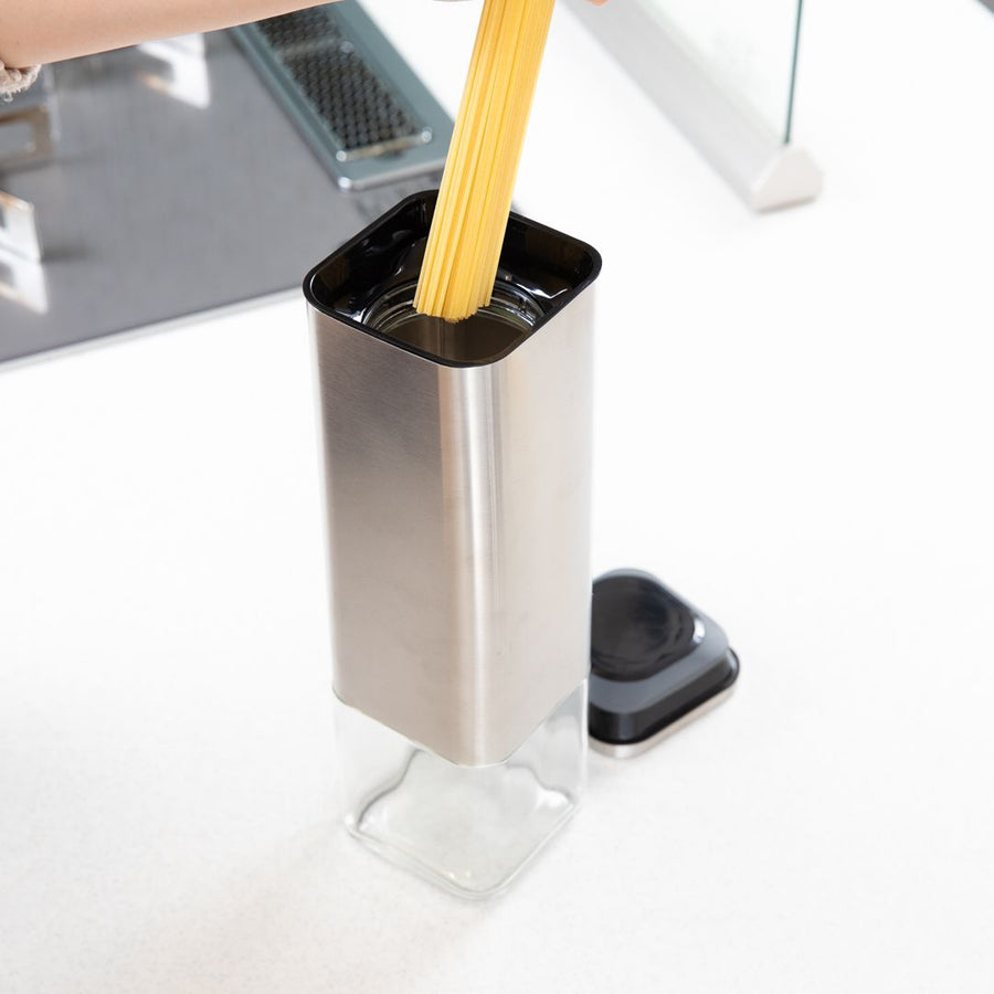 CUBE JAR WITH PRESS LID L