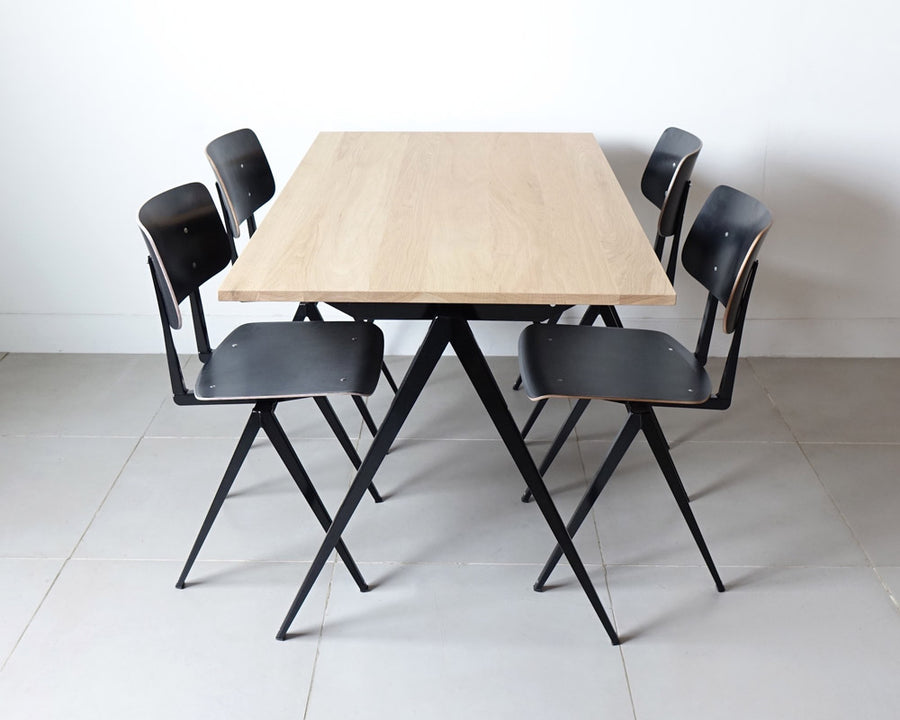TD.4 Table Oak Black Galfanitas S Oak Black