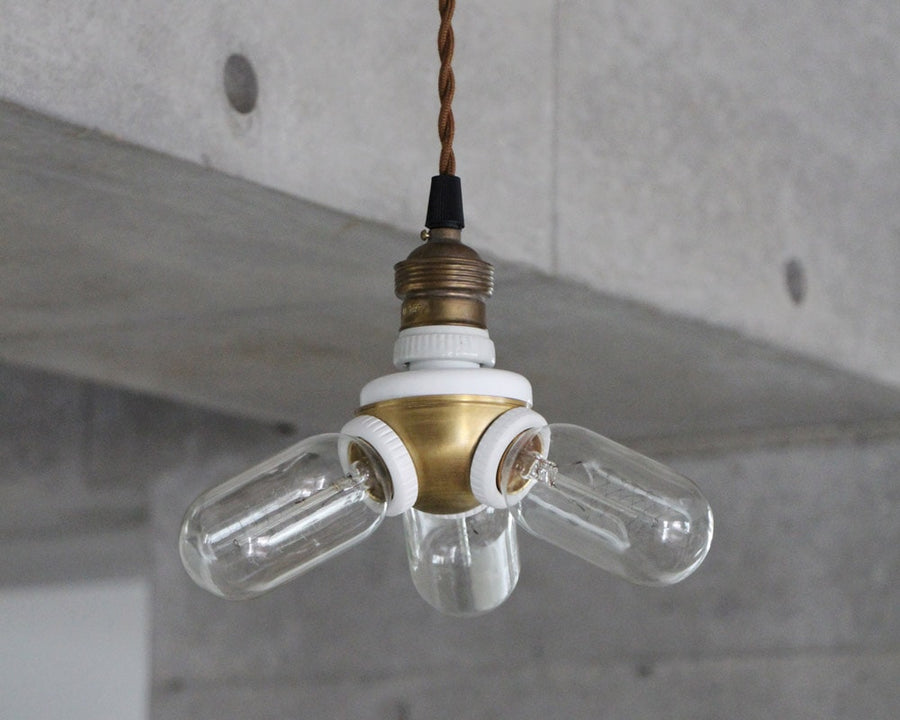 Three Socket Plug Cluster スリーソケットプラグクラスター