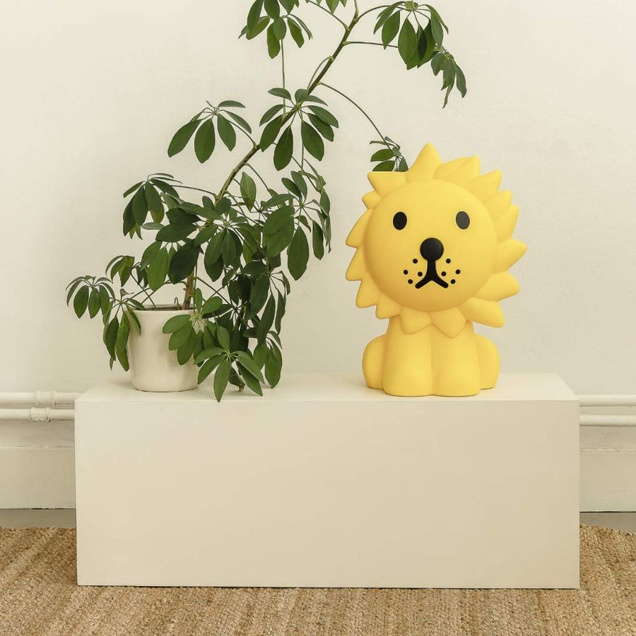Star Light Lion