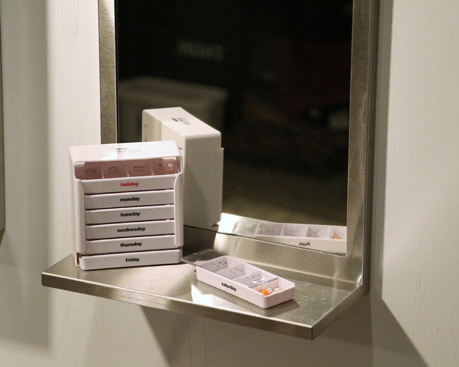 Daily Pill Organizer アナハイム デイリー ピル オーガナイザー