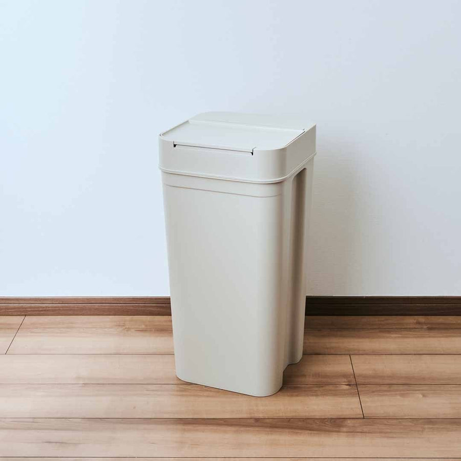 Seals 45 Airtight Dustbin, Beige