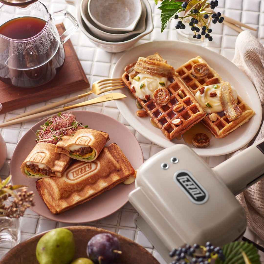 Half Hot Sandwich Maker with Interchangeable Plates