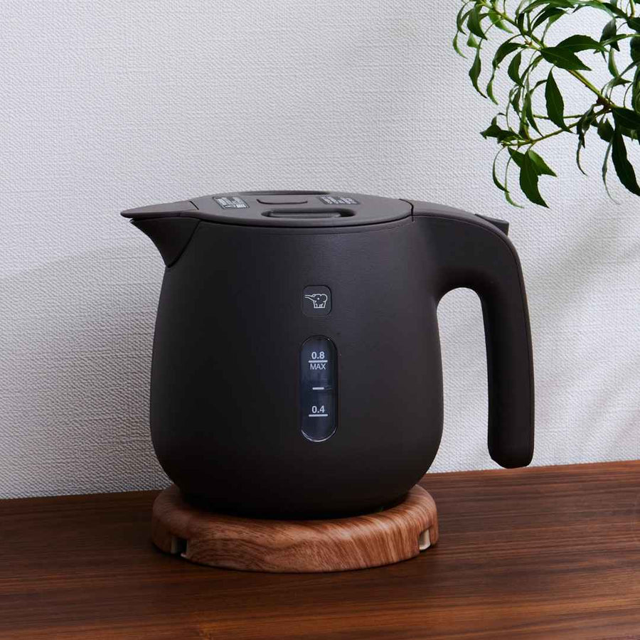 電気ケトル 0.8L