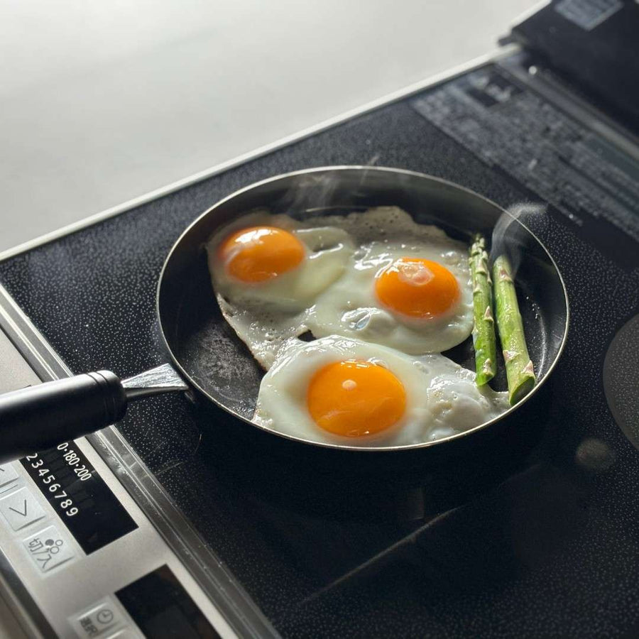 bws SELECTION Iron frying pan for delicious fried eggs
