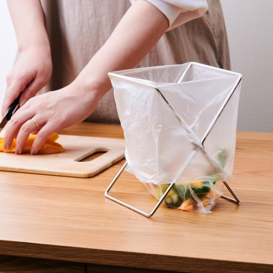 Openable plastic bag stand