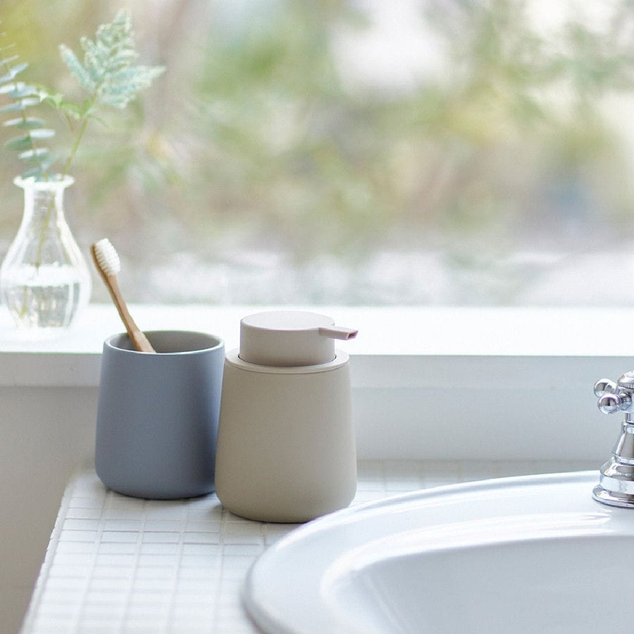 Matte texture bath tumbler