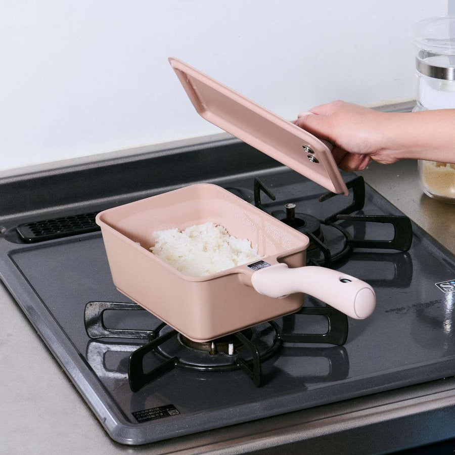 Deep square frying pan