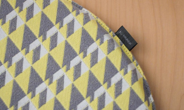 シートクッション デザインチェアクッション ラウンド 35cm kijinokanosei Triangle