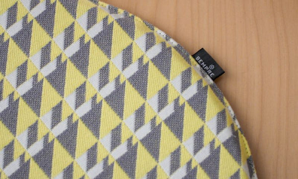 シートクッション デザインチェアクッション ラウンド 35cm kijinokanosei Triangle