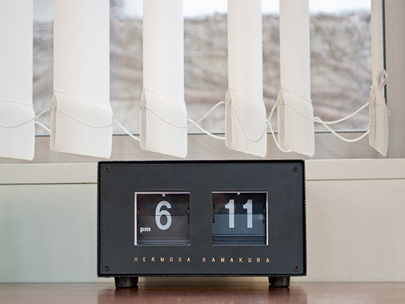 PIVOT CLOCK