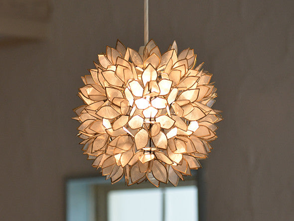 Shell Flower Lamp