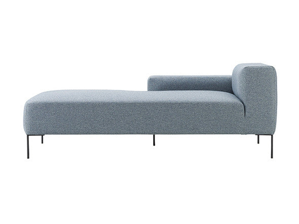 B504 COUCH