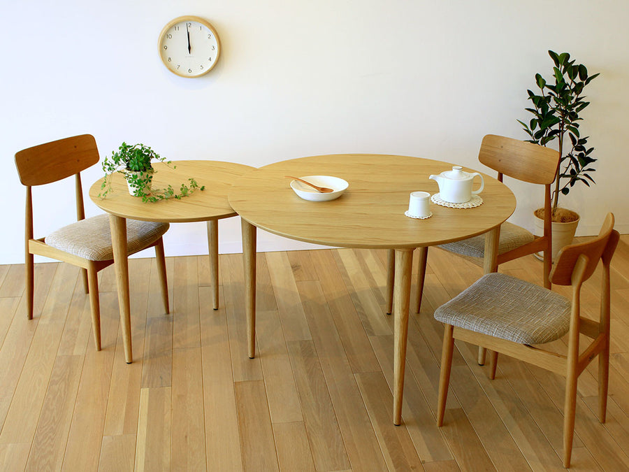 BALLOON DINING TABLE