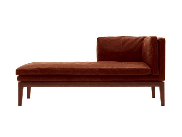 Perche Chaise Lounge