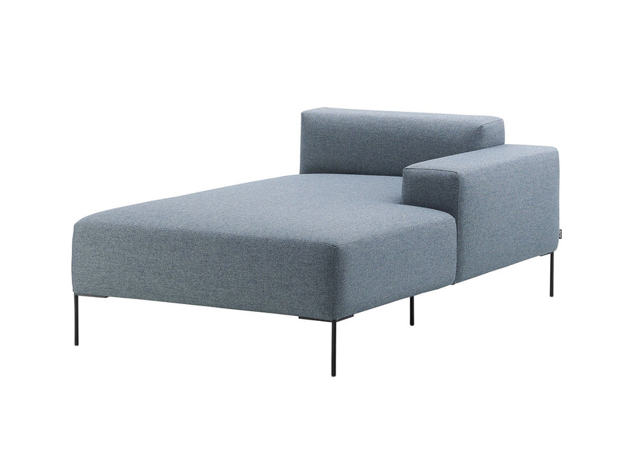 B504 COUCH