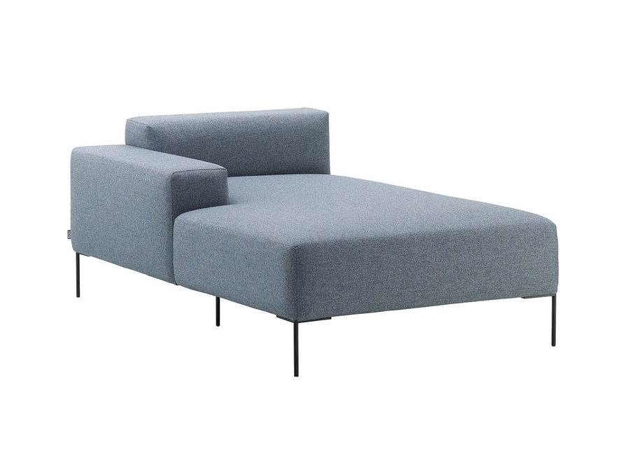 B504 COUCH