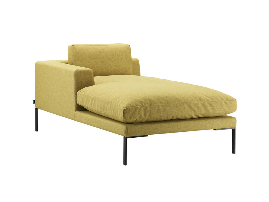 B506 COUCH