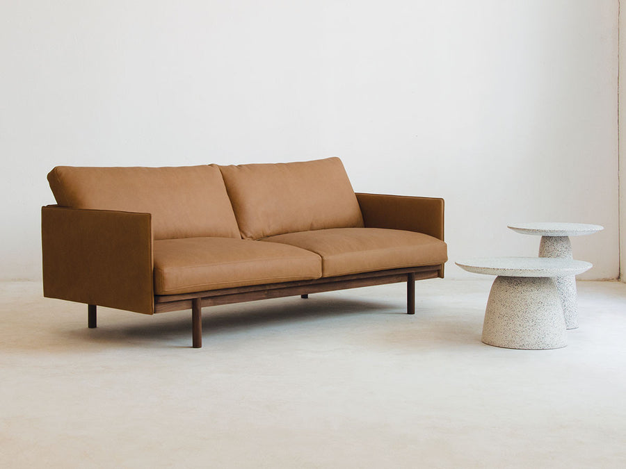 PENSIVE 200 walnut sofa