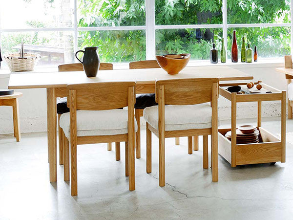 DIMANCHE DINING TABLE