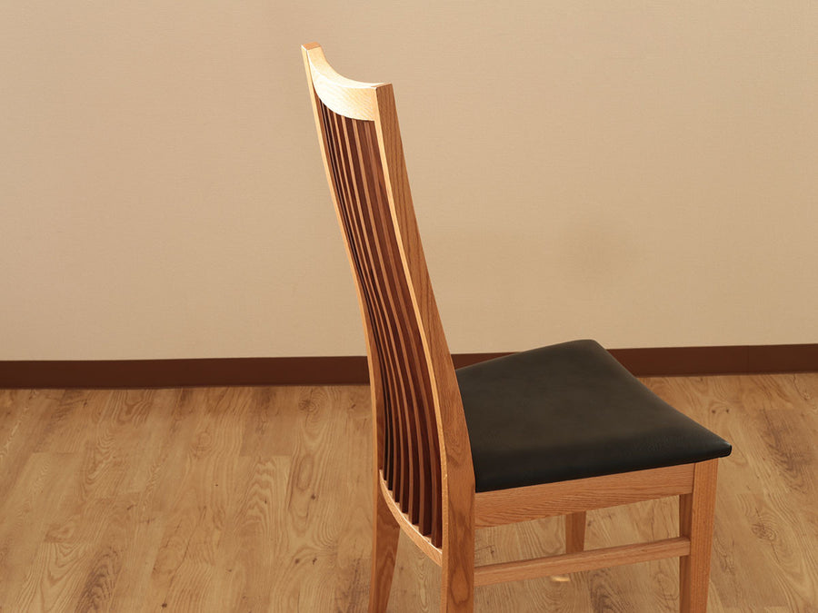 DINING CHAIR