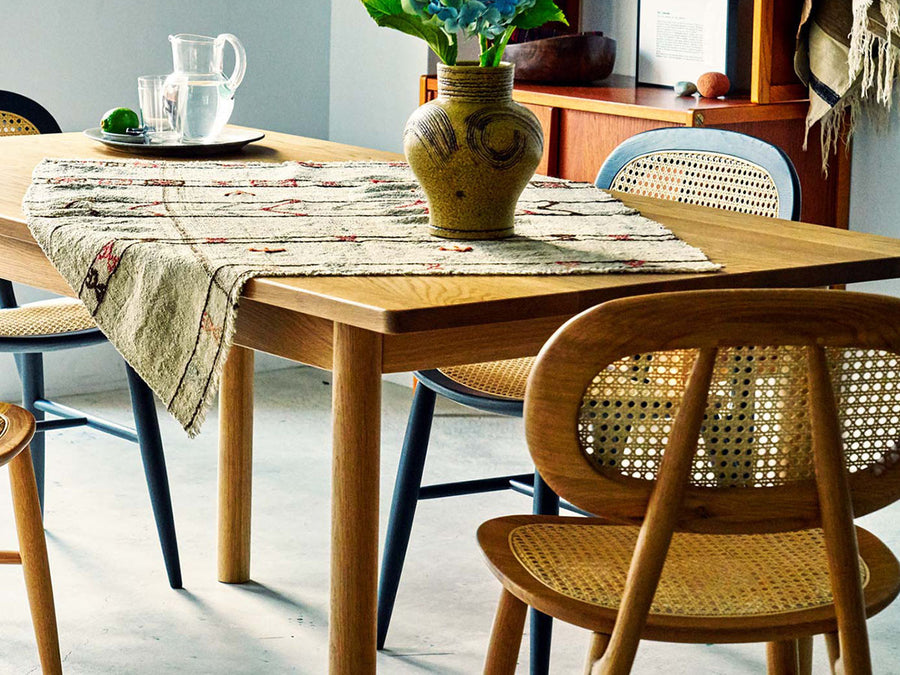 DIMANCHE DINING TABLE