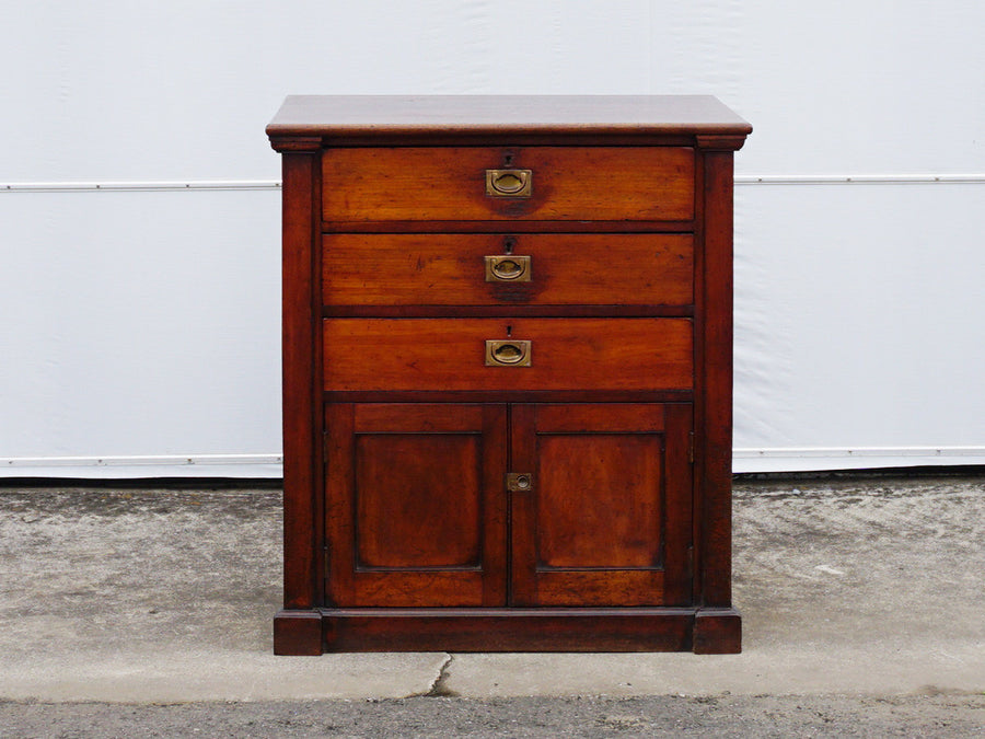 3 Drawer Accent Chest