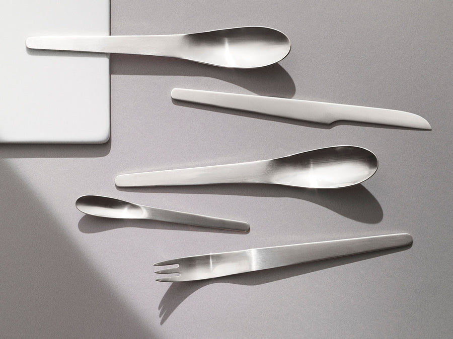 ARNE JACOBSEN CUTLERY 4PIECE SET