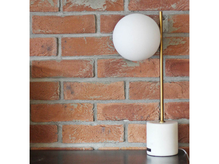 EUREKA TABLE LAMP