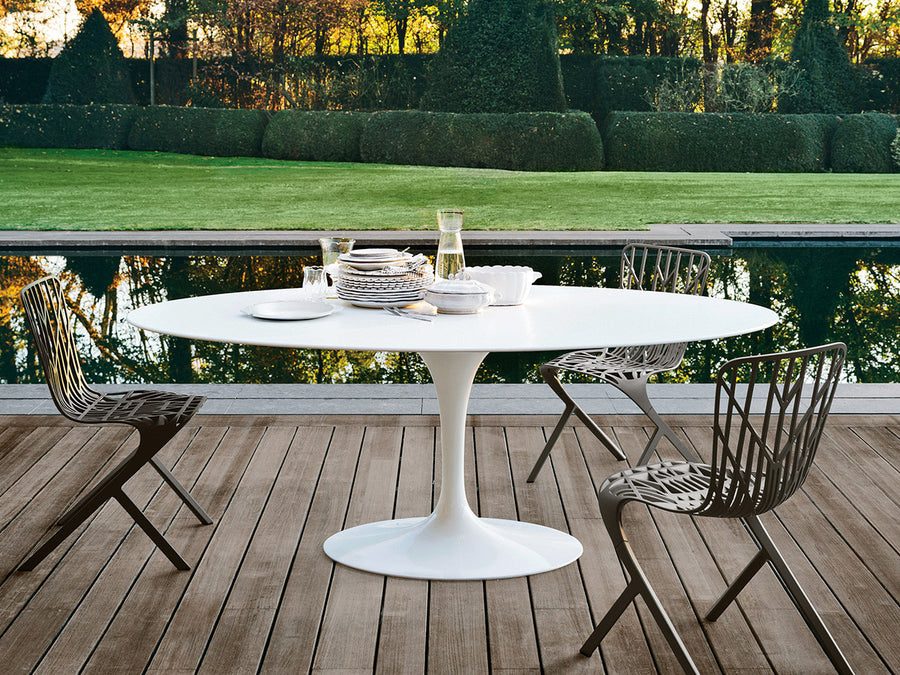 Saarinen Collection Round Table