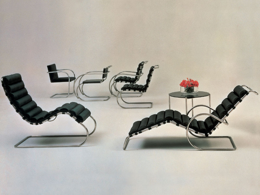 Mies van der Rohe Collection MR Chaise Lounge