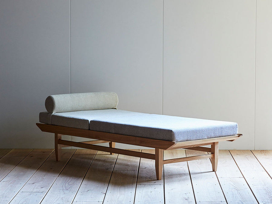 sesta day bed