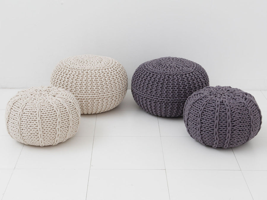 KNITTED POUF