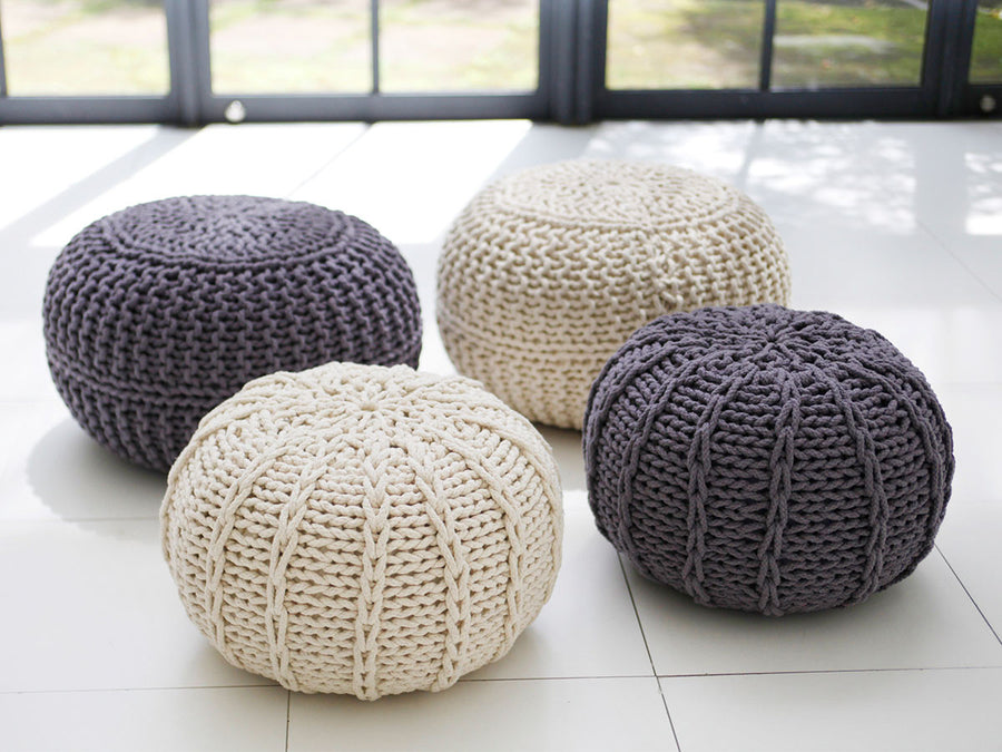 KNITTED POUF