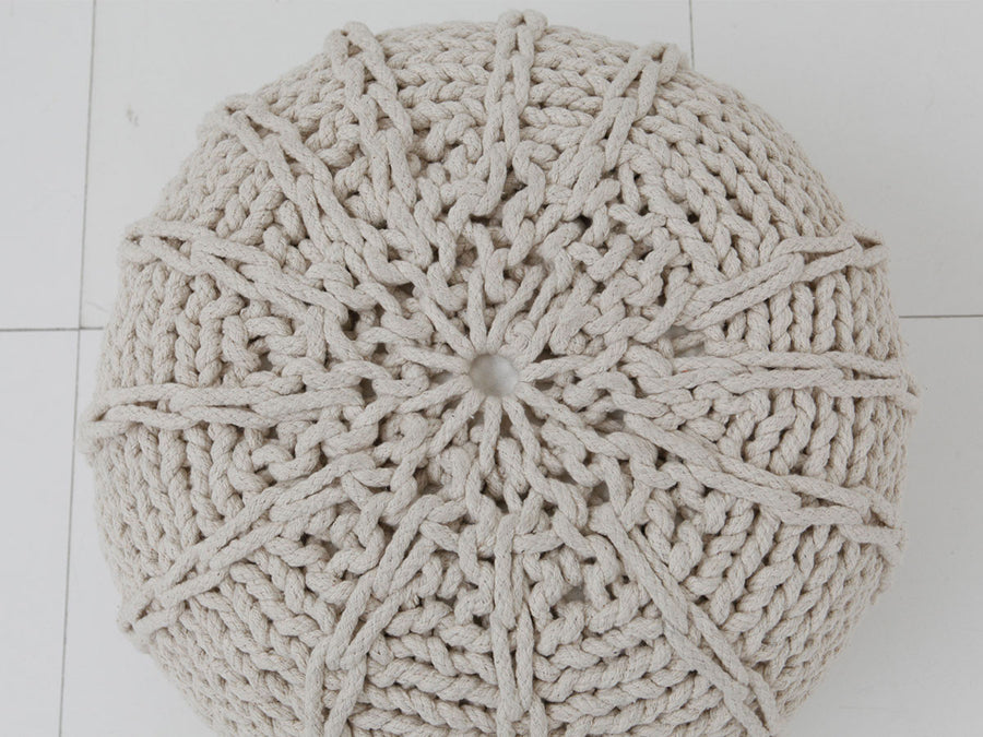 KNITTED POUF