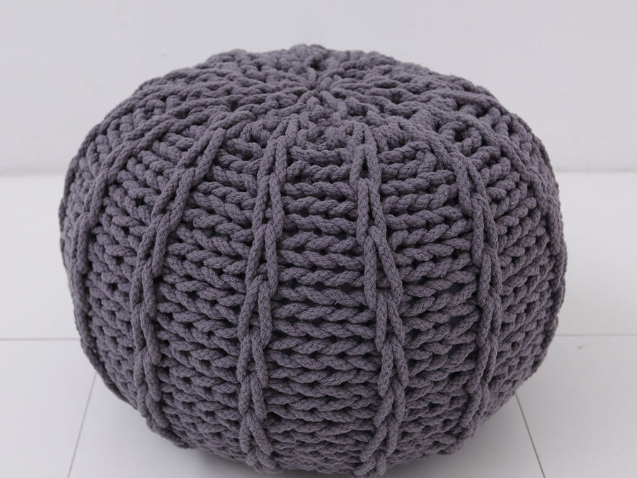 KNITTED POUF