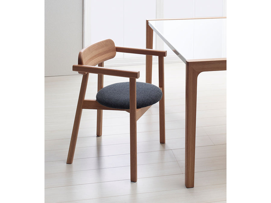 TARUKI CHAIR