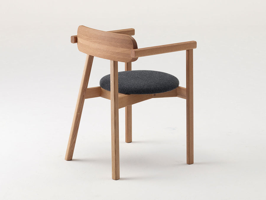 TARUKI CHAIR