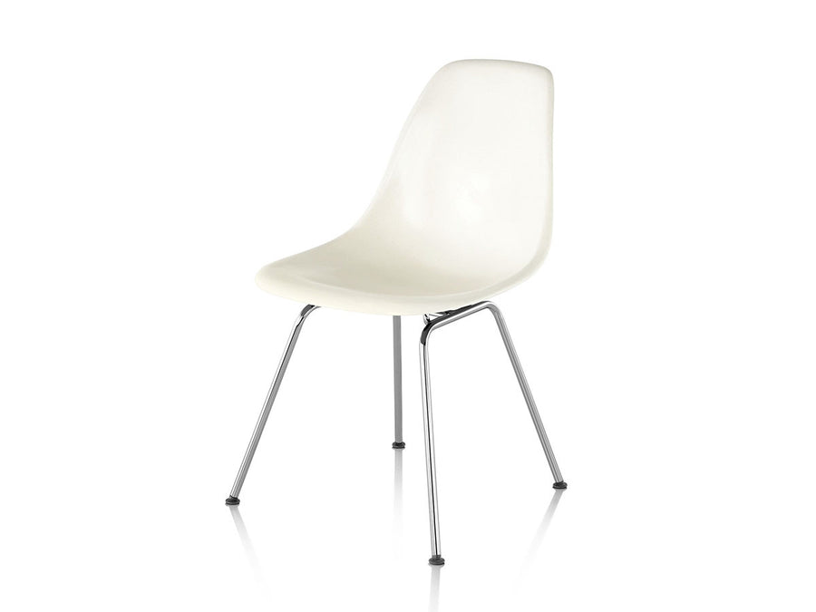 Eames Molded Plastic Side Shell Chair